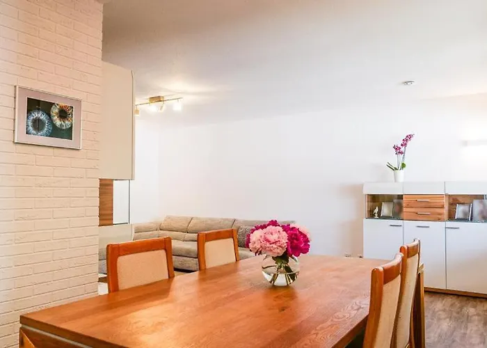 Miaos Private Room